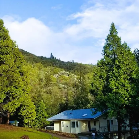 Starlink Mariposa Yosemite Mountain Retreat Villa Exterior photo